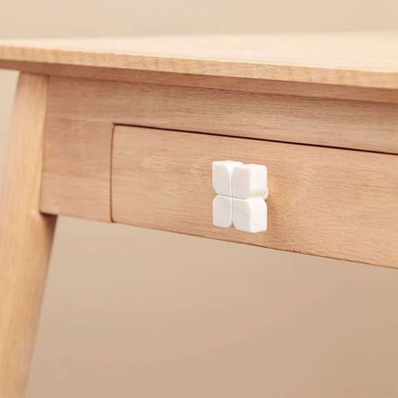 NEW Set of 2 Marble Amari White Clover Carved Drawer Pulls Knobs - Picture 9 of 10